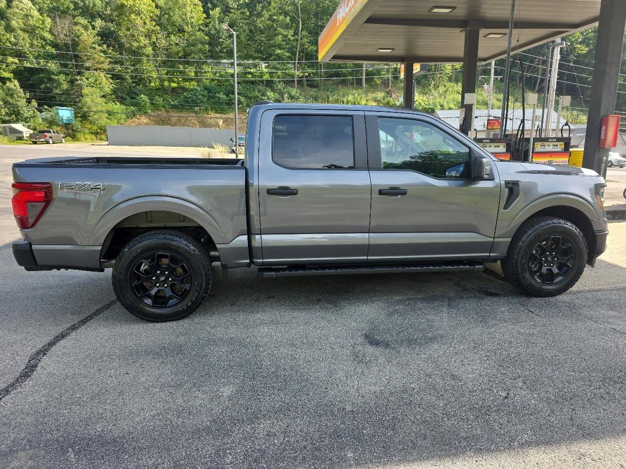 Used 2024 Ford F150 STX w/ Equipment Group 201A FX4 AWD/4WD image 6
