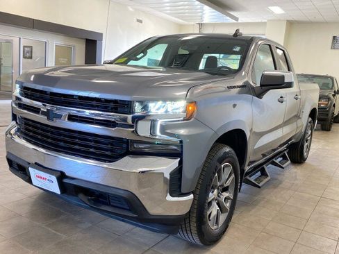 Used 2020 Chevrolet Silverado 1500 LT w/ All-Star Edition image 4
