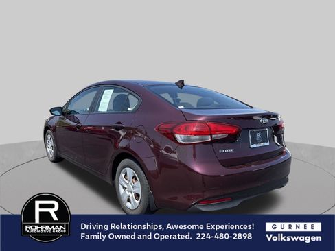 Used 2017 Kia Forte LX FWD image 6