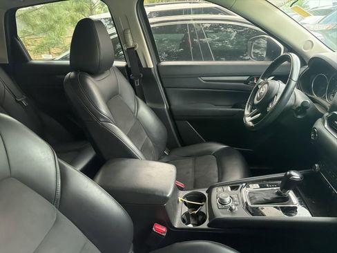 Used 2020 MAZDA CX-5 Touring image 4