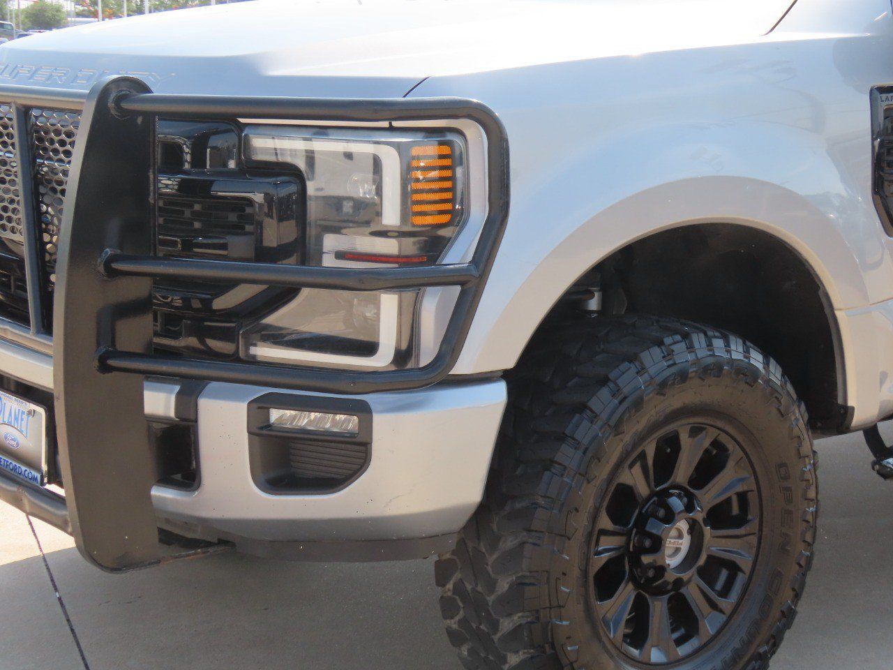 Used 2020 Ford F250 Lariat AWD/4WD image 3