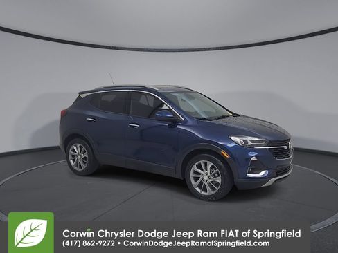 Used 2023 Buick Encore GX Essence w/ Experience Buick Package FWD image 2