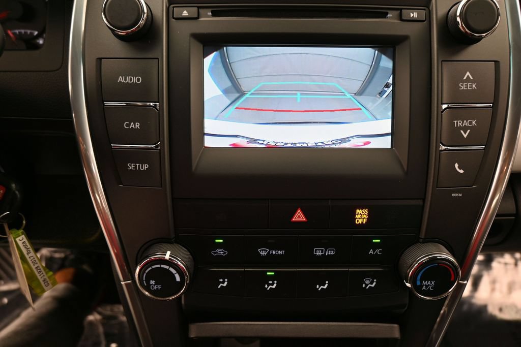 Used 2017 Toyota Camry SE FWD image 15