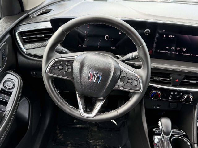 Used 2025 Buick Encore GX Preferred AWD/4WD image 15