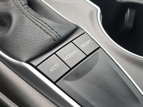 Used 2024 Toyota Camry LE FWD image 31
