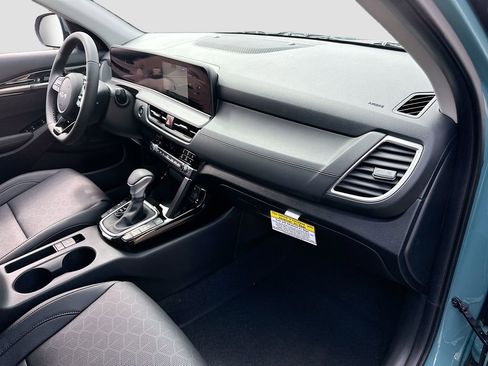New 2026 Kia Seltos SX AWD/4WD image 30