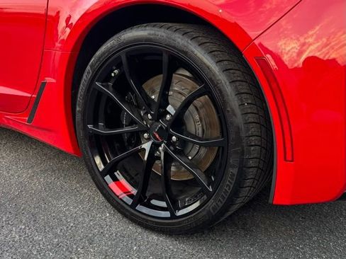 Used 2018 Chevrolet Corvette Grand Sport RWD image 17