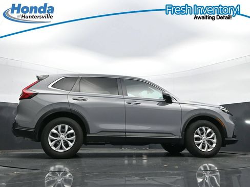 Used 2025 Honda CR-V LX image 41