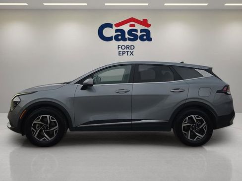 Used 2023 Kia Sportage LX image 5