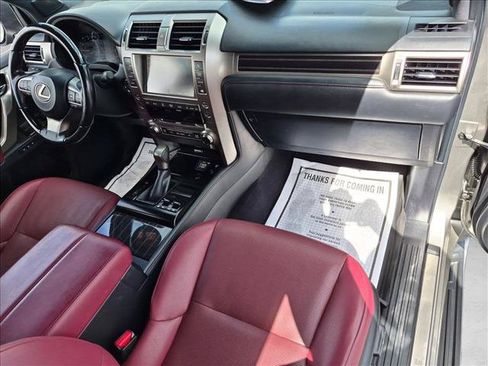 Used 2021 Lexus GX 460 Premium w/ Premium Package AWD/4WD image 19