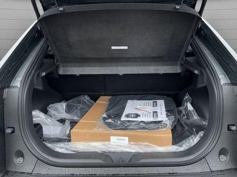 New 2026 Subaru Uncharted AWD image 25