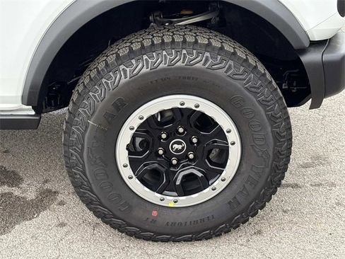New 2025 Ford Bronco Big Bend w/ Black Diamond Package image 9