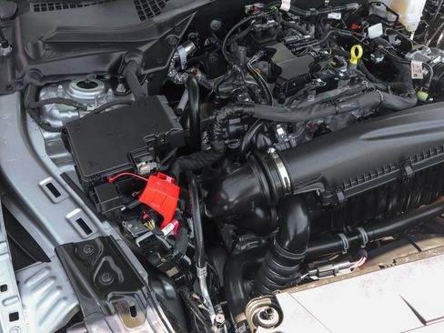 Used 2025 Ford Mustang Coupe RWD image 11