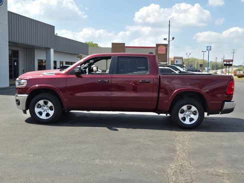 Used 2025 RAM 1500 Big Horn AWD/4WD image 2