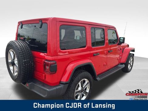 Used 2020 Jeep Wrangler Unlimited Sahara w/ LED Lighting Group AWD/4WD image 8