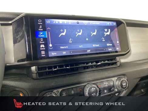 Used 2024 Jeep Wrangler Unlimited Sport AWD/4WD image 5