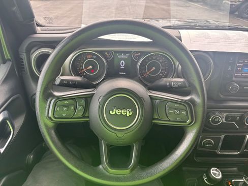 Used 2021 Jeep Wrangler Sport image 15