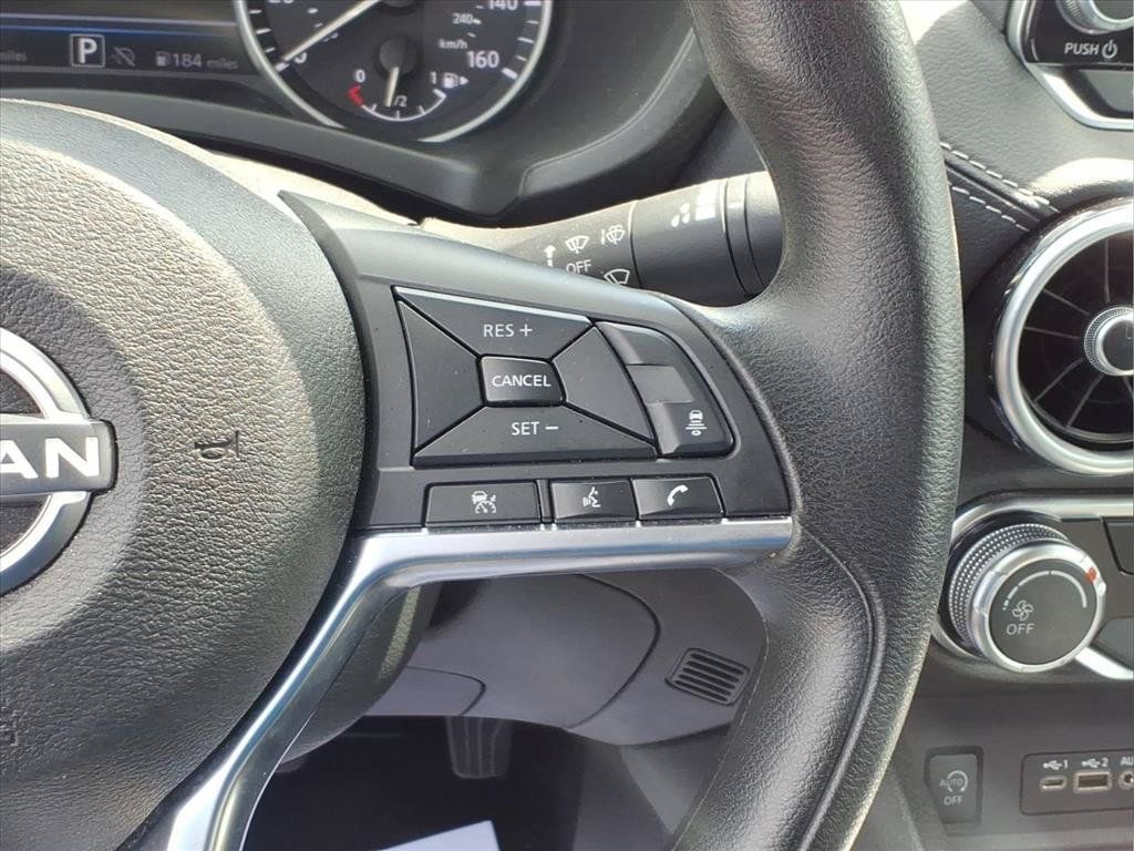 Used 2025 Nissan Sentra SV FWD image 12