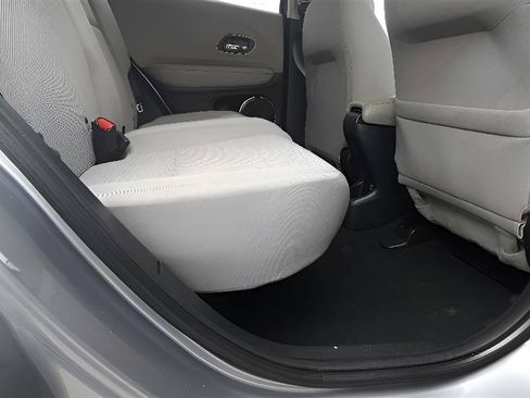 Used 2018 Honda HR-V EX image 26