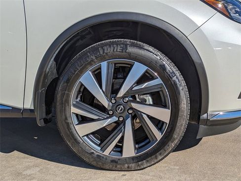 Used 2024 Nissan Murano SL image 12