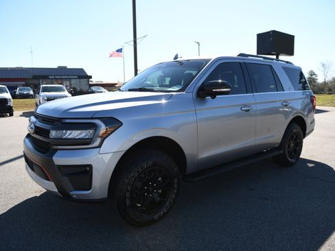 Used 2023 Ford Expedition Timberline image 10
