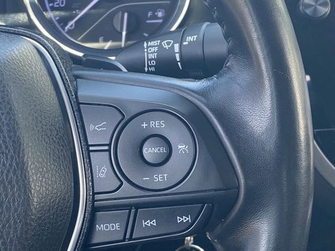 Used 2020 Toyota Camry SE w/ Carpet Mat Package FWD image 24