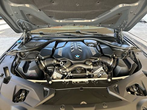 Used 2025 BMW M850i xDrive AWD/4WD image 13