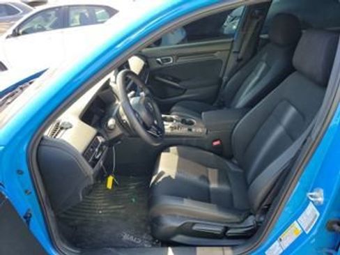 Used 2025 Honda Civic Sport image 9