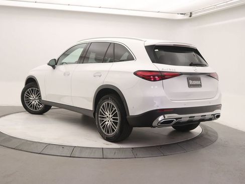 New 2026 Mercedes-Benz GLC 300 image 2