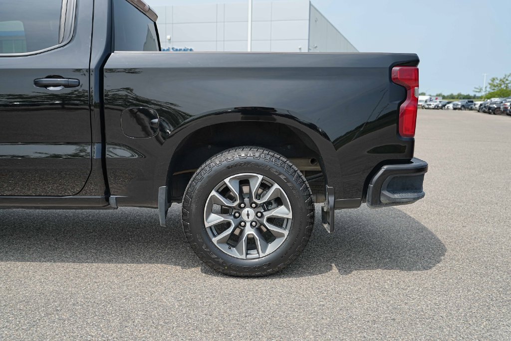 Used 2024 Chevrolet Silverado 1500 RST AWD/4WD image 13
