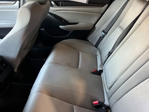 Used 2020 Honda Accord EX image 4
