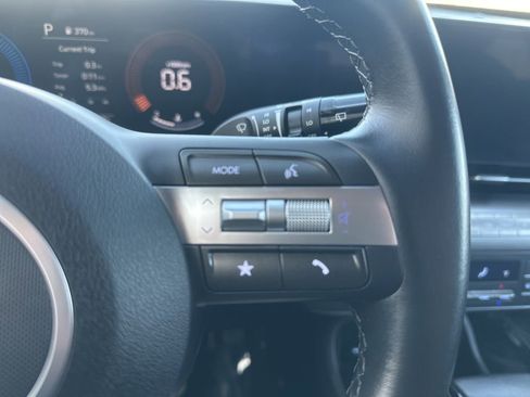 Used 2025 Hyundai Kona SEL image 28