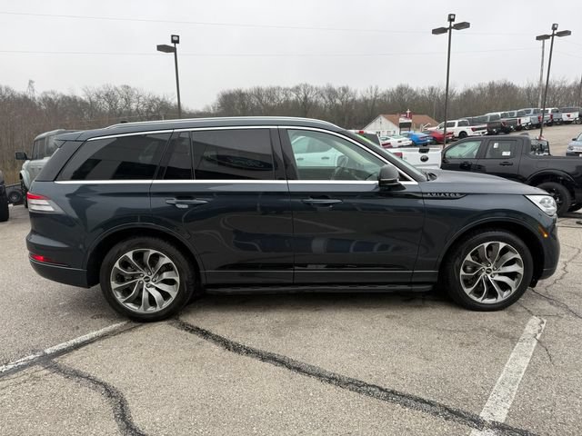 Used 2022 Lincoln Aviator Grand Touring w/ Equipment Group 301A AWD/4WD image 8