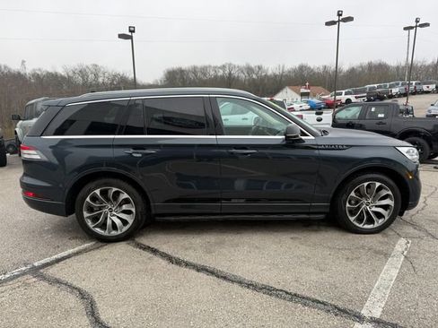 Used 2022 Lincoln Aviator Grand Touring w/ Equipment Group 301A AWD/4WD image 8