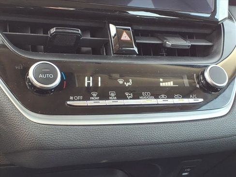 Used 2024 Toyota Corolla LE image 19