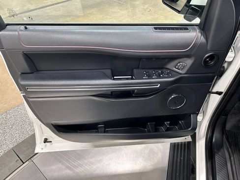 Certified 2023 Ford Expedition Limited AWD/4WD image 15