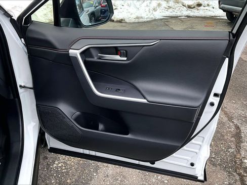 Certified 2025 Toyota RAV4 XSE image 22