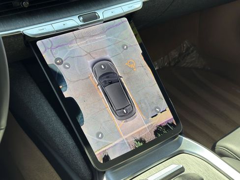 Used 2025 Lucid Air Touring AWD/4WD image 30