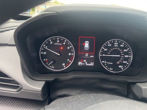 Used 2024 Subaru Crosstrek 2.0i Premium AWD/4WD image 9