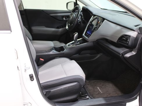 Used 2021 Subaru Outback Premium image 32