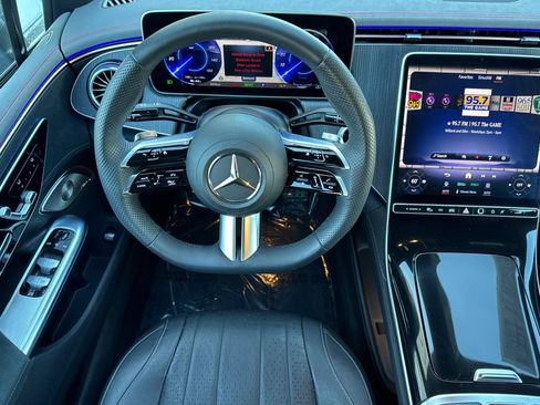 Certified 2023 Mercedes-Benz EQE 500 4MATIC Sedan image 4