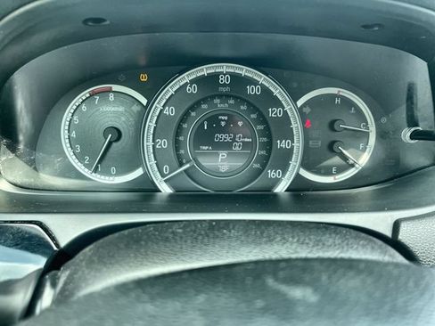Used 2016 Honda Accord LX image 12