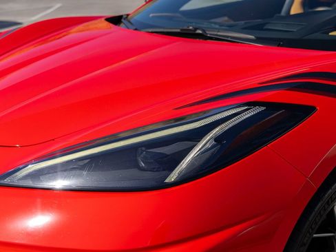 Used 2021 Chevrolet Corvette Stingray Preferred Conv w/ Z51 Performance Package RWD image 11