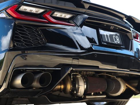 Used 2020 Chevrolet Corvette Stingray Premium Cpe w/ 3LT Preferred Equipment Group RWD image 3