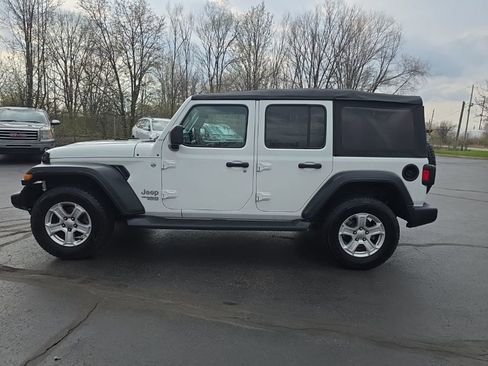 Used 2018 Jeep Wrangler Unlimited Sport S image 4