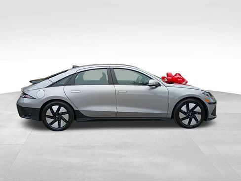 Used 2023 Hyundai Ioniq 6 SE image 4