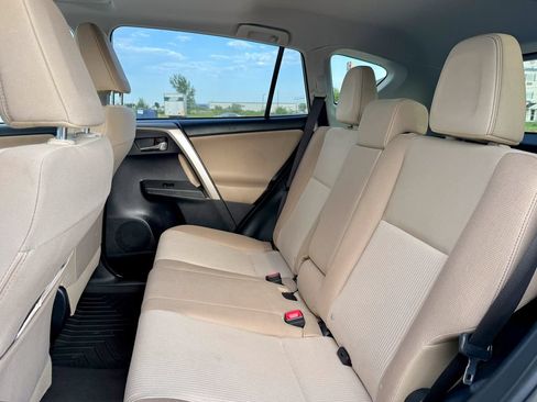 Used 2015 Toyota RAV4 XLE AWD/4WD image 12