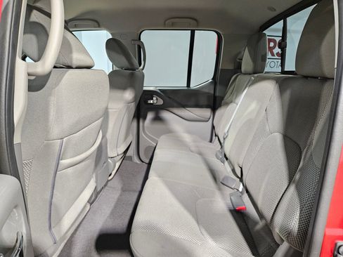 Used 2021 Nissan Frontier SV AWD/4WD image 34