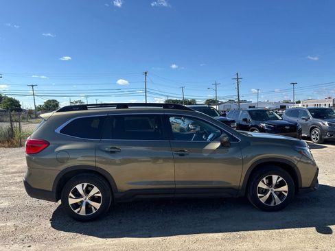 Used 2023 Subaru Ascent Premium w/ Convenience Package AWD/4WD image 9