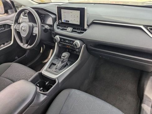 Used 2025 Toyota RAV4 XLE image 12